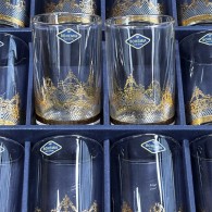 SET DE 12 VERRES À THÉ DORÉS