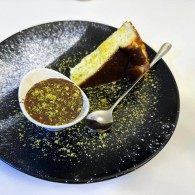 ASSIETTE PLATE NOIR MATE EN GRÈS CÉRAMIQUE 27 CM